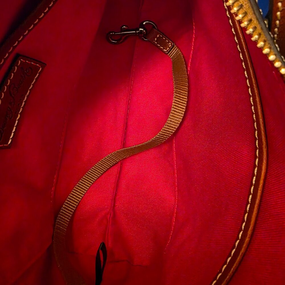 Dooney & Bourke Pebble Grain Baguette Handbag and Continental Clutch **Bundle** - Picture 13 of 14